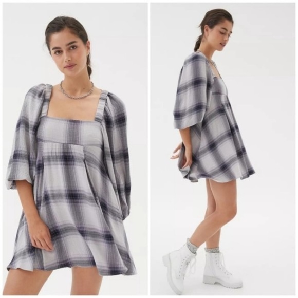 UO Urban Outfitters Lachlan flannel smocked dress in size small - Picture 1 of 9